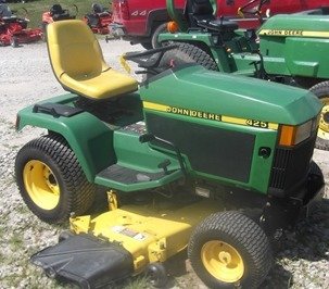 1996 John Deere 425 in