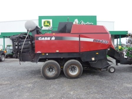 2002 Case IH LBX431 in