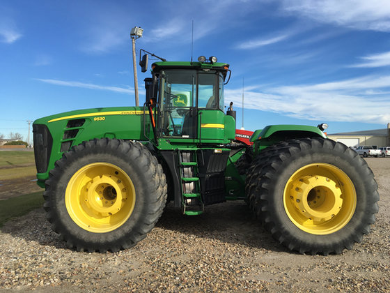 2010 John Deere 9530 in
