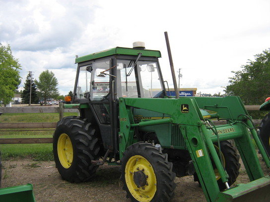 1994 John Deere 5200 in