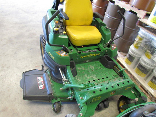 2010 John Deere Z910 in