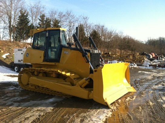 2006 John Deere 850J in