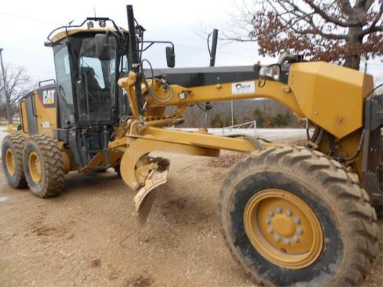 2010 Caterpillar 140M VPH+ in