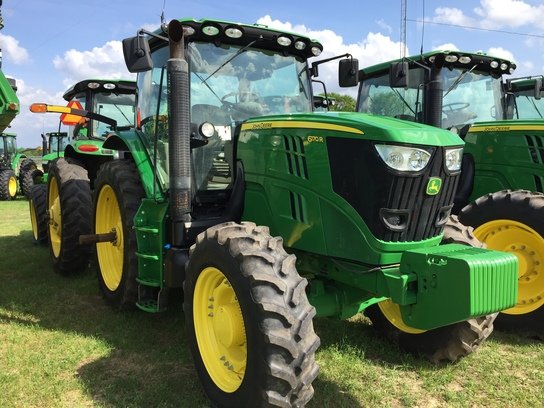 2014 John Deere 6170R in