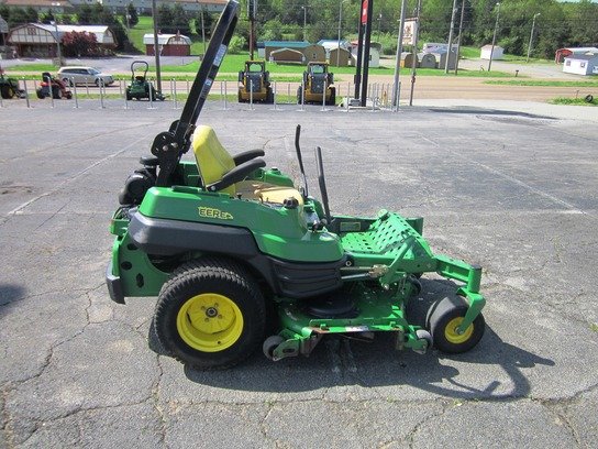 2009 John Deere Z830A in