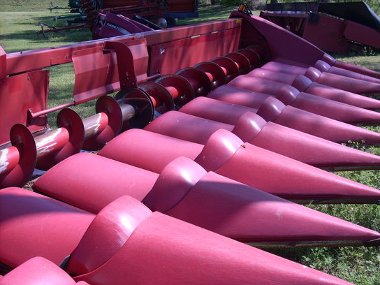 2005 Case IH 2412 in