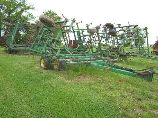 1990 John Deere 960 in
