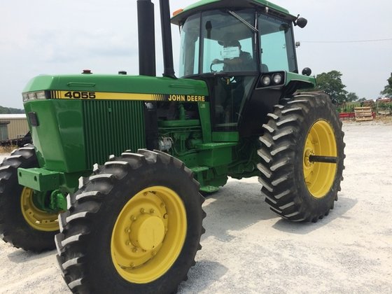 1991 John Deere 4055 in