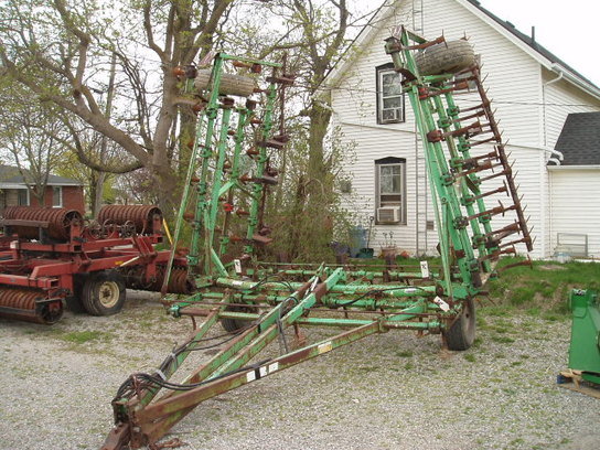 1990 Deutz 30 in Hagersville,