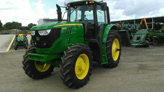 2014 John Deere 6140M in