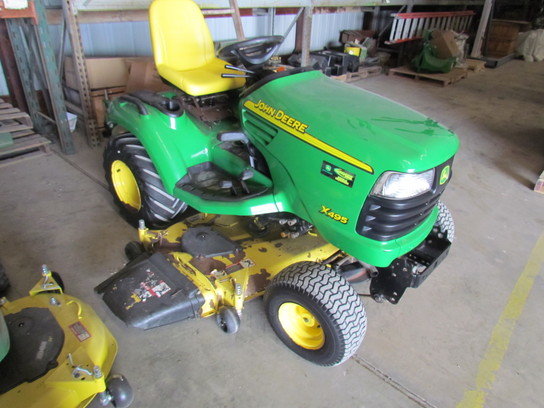 2002 John Deere X495 in