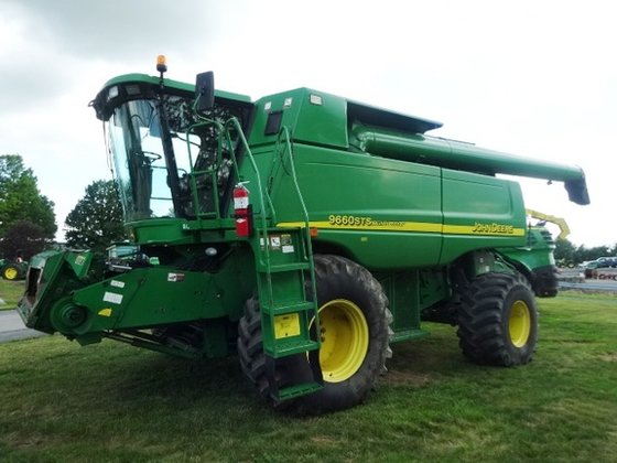 2005 John Deere 9660 STS