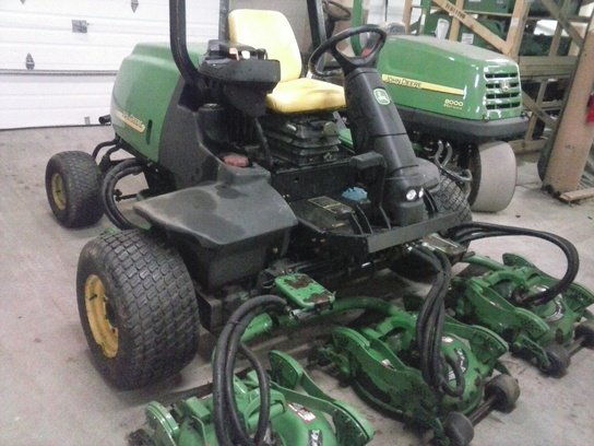2007 John Deere 3245C in
