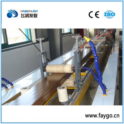 Línea de extrusión de perfil