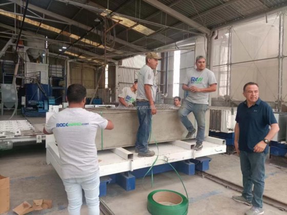 セメント壁パネル製造機