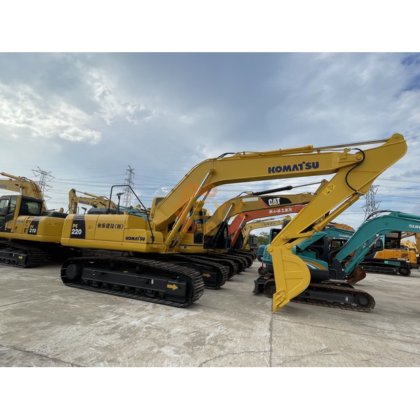 2023年小松PC220-8