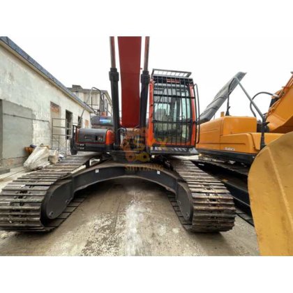 2021 Doosan DX300LCA