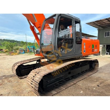 2022 Hitachi EX200