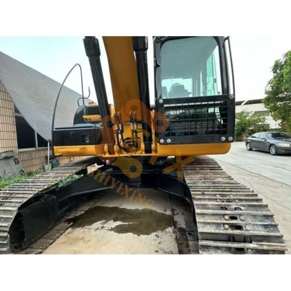 2022 Caterpillar 325D