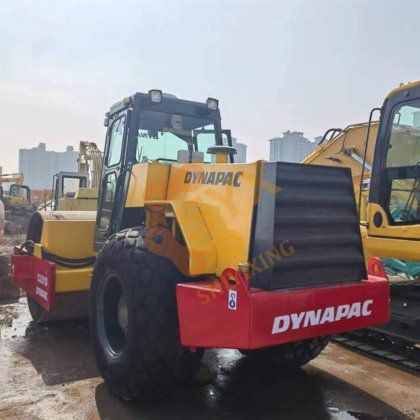 2021 DYNAPAC CA301D
