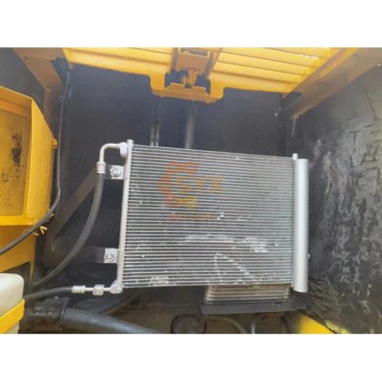 2020 Komatsu PC220-8