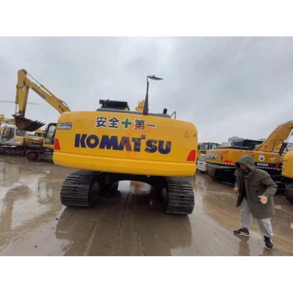 2020 Komatsu PC220-8