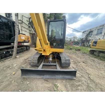 2024年小松 PC56-7