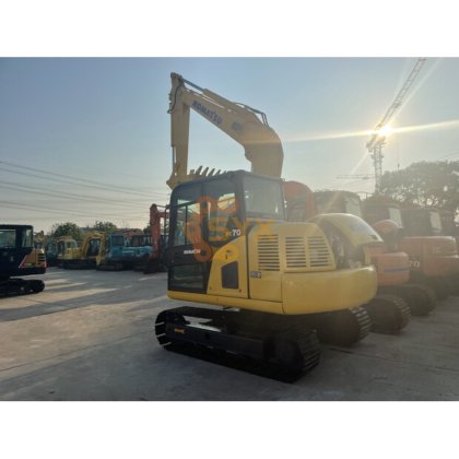 2022 Komatsu PC70-8