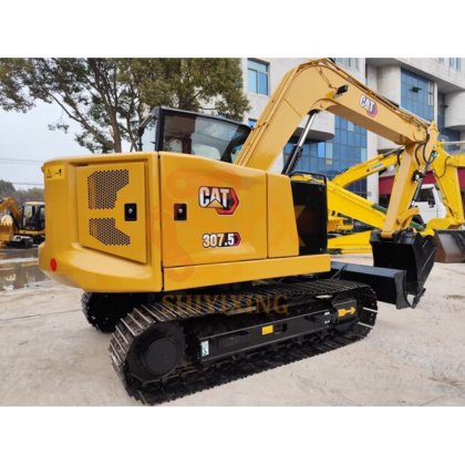 2024年 卡特彼勒 307.5