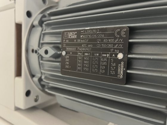 Leybold Trivac D16B LS90LPR/T 真空泵