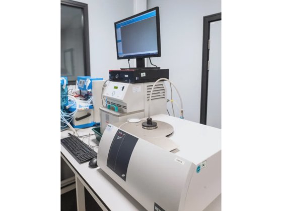 耐驰 TG 209 F3 塔尔苏斯热重分析仪