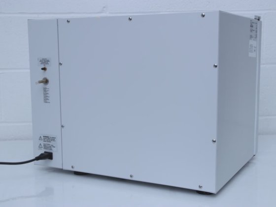 サーモMIDI 40 CO2インキュベーター