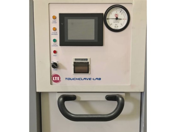 LTE Touchclave F-300 高压灭菌器