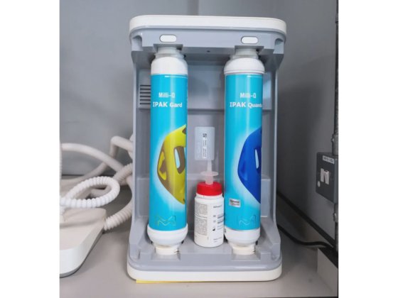 Milli-Q IQ 7003 净水系统