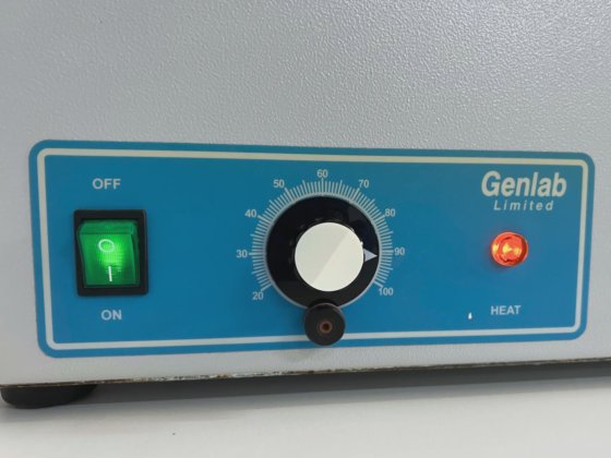 Genlab DC 125 乾燥キャビネット