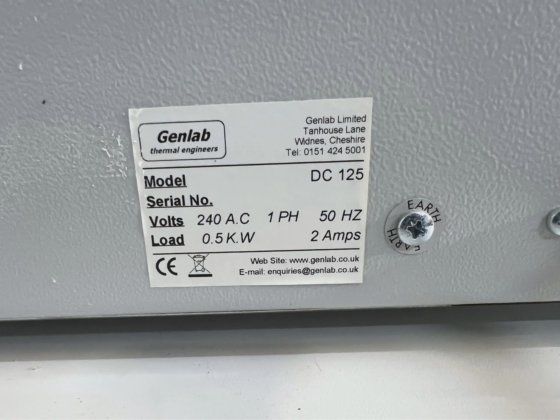 Genlab DC 125 乾燥キャビネット