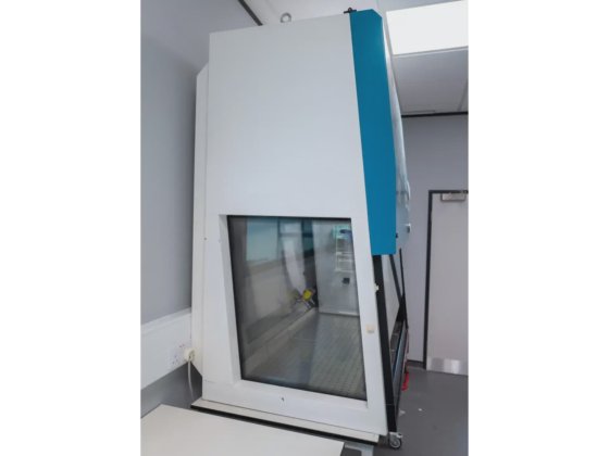 ウルトラセーフクラスII安全キャビネット