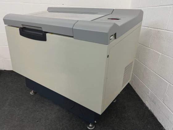 新不伦瑞克 Excella E25 培养振动器