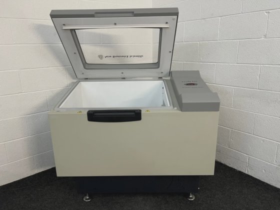 新不伦瑞克 Excella E25 培养振动器