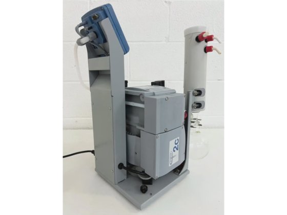 带 CVC 3000 控制器的 Vacuubrand