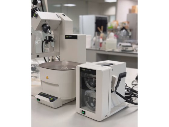 Buchi R-300 ロータリーエバポレーションシステム