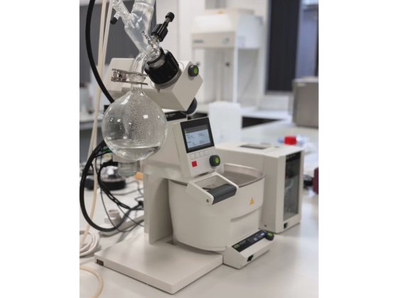 Buchi R-300 ロータリーエバポレーションシステム