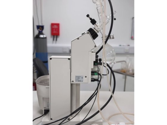 Buchi R-300 ロータリーエバポレーションシステム