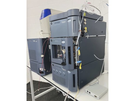 ウォーターズ アクイティ ウルトラパフォーマンス LC