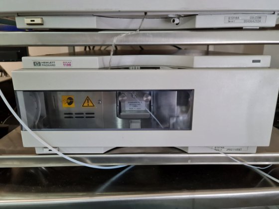 安捷伦 1100 高效液相色谱系统，带 Quat 泵和可变波长检测器