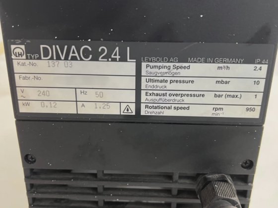DIVAC 2.4 升真空泵