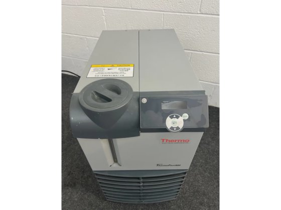 ネスラボサーモフレックス900循環式チラー