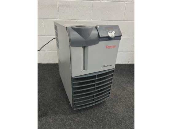 ネスラボサーモフレックス900循環式チラー