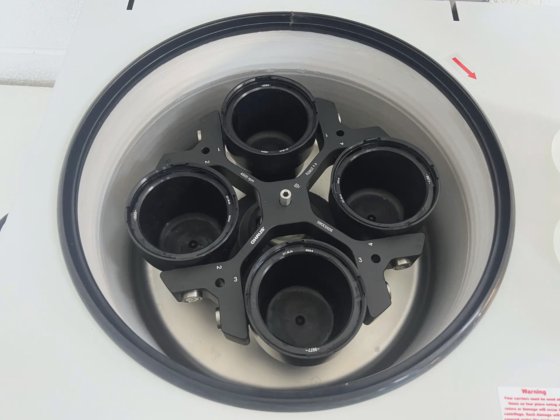 オウス 5916R 冷凍遠心分離機