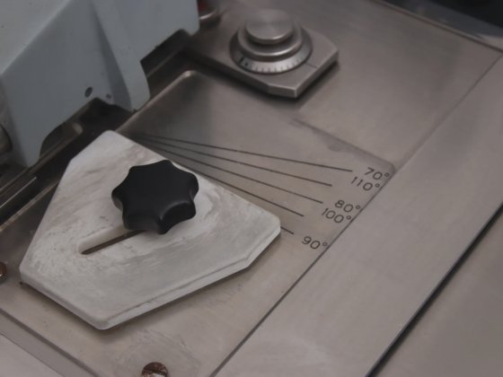 带 LKB 制刀器的 Reichert Jung